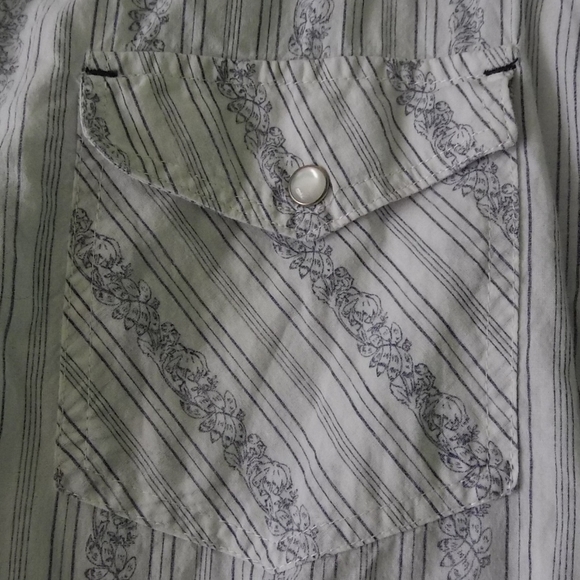 Blue Sol Men's Large Button down Shortsleeve Shirt - Picture 4 of 7